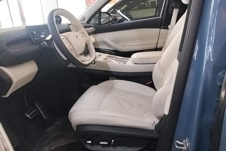 Used Nio ES7 2022 100kWh First Edition Left Front Seat