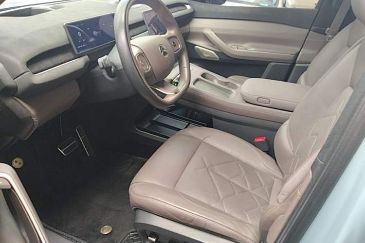 Used Nio ES7 2022 100kWh First Edition Left Front Seat