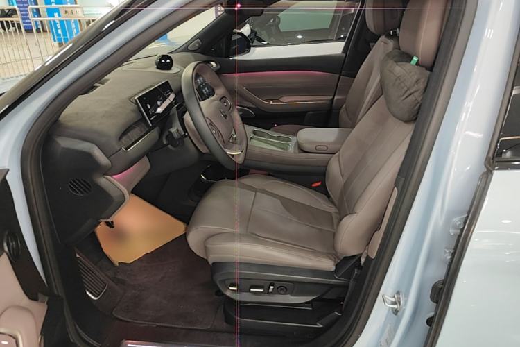 Used Nio ES7 2022 75 kWh Left Front Seat