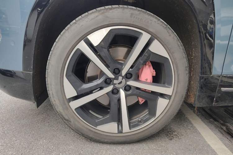 Used Nio ES7 2022 75 kWh Left Front Wheel Hub