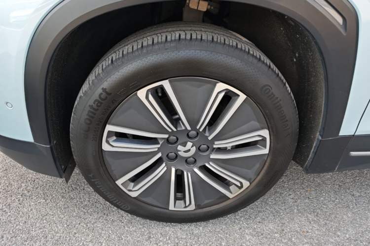 Used Nio ES7 2022 75 kWh Left Front Wheel Hub