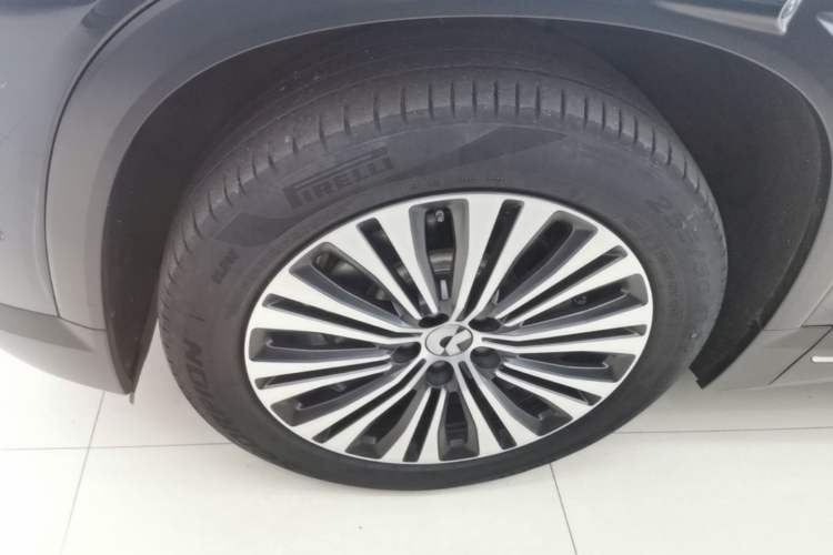 Used Nio ES7 2022 75 kWh Left Front Wheel Hub