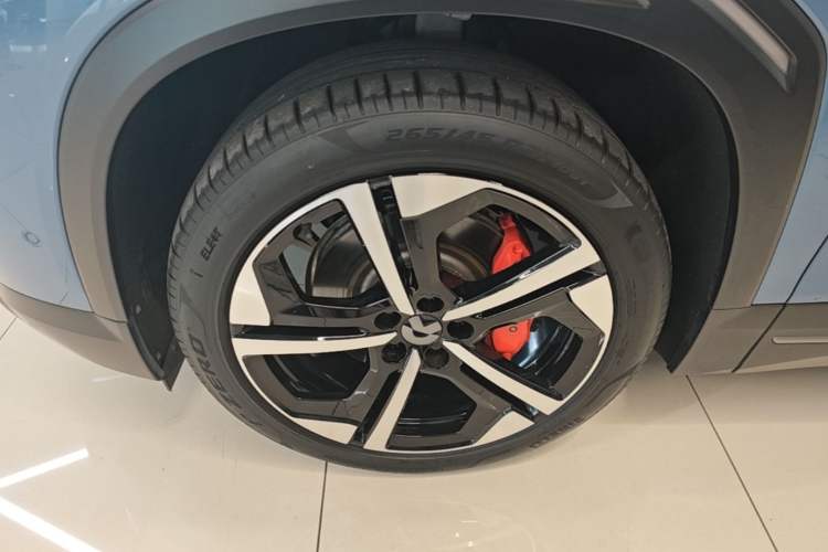 Used Nio ES7 2022 75 kWh Left Front Wheel Hub