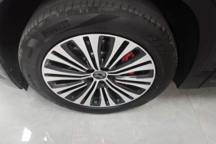 Used Nio ES7 2022 100 kWh Left Front Wheel Hub