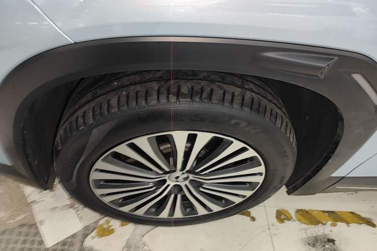Used Nio ES7 2022 75 kWh Left Front Wheel Hub