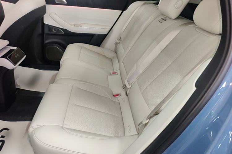 Used Nio ES7 2022 75 kWh Left Rear Seat
