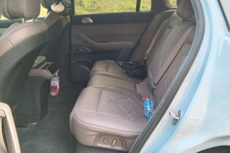 Used Nio ES7 2022 100kWh First Edition Left Rear Seat