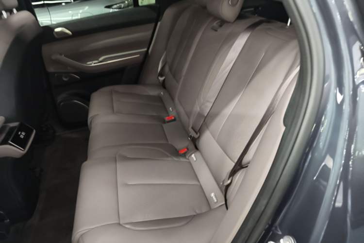 Used Nio ES7 2022 75 kWh Left Rear Seat