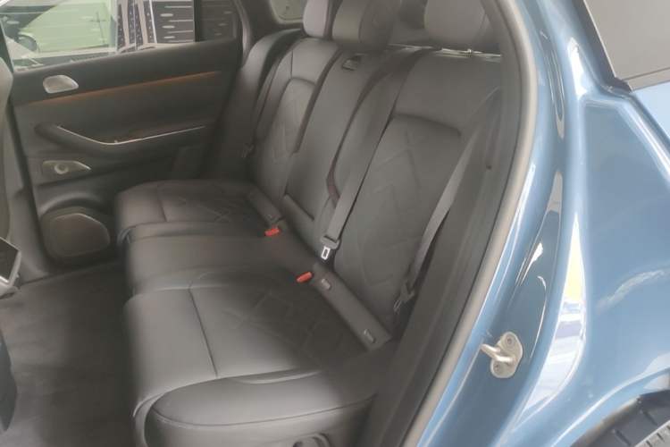 Used Nio ES7 2022 75 kWh Left Rear Seat