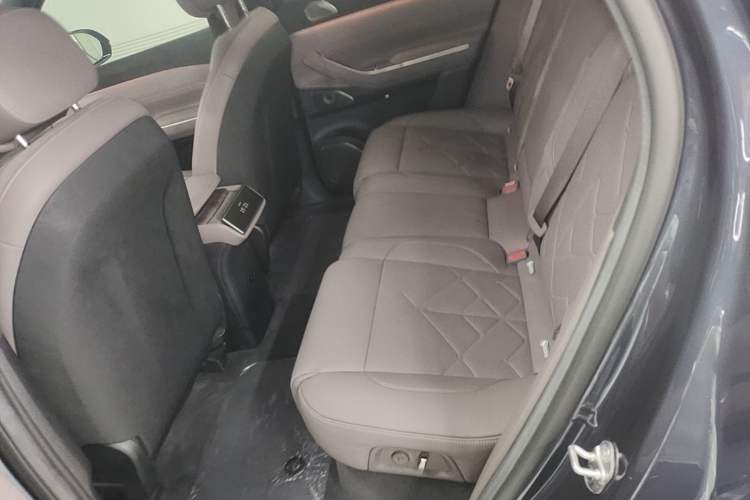 Used Nio ES7 2022 100kWh First Edition Left Rear Seat