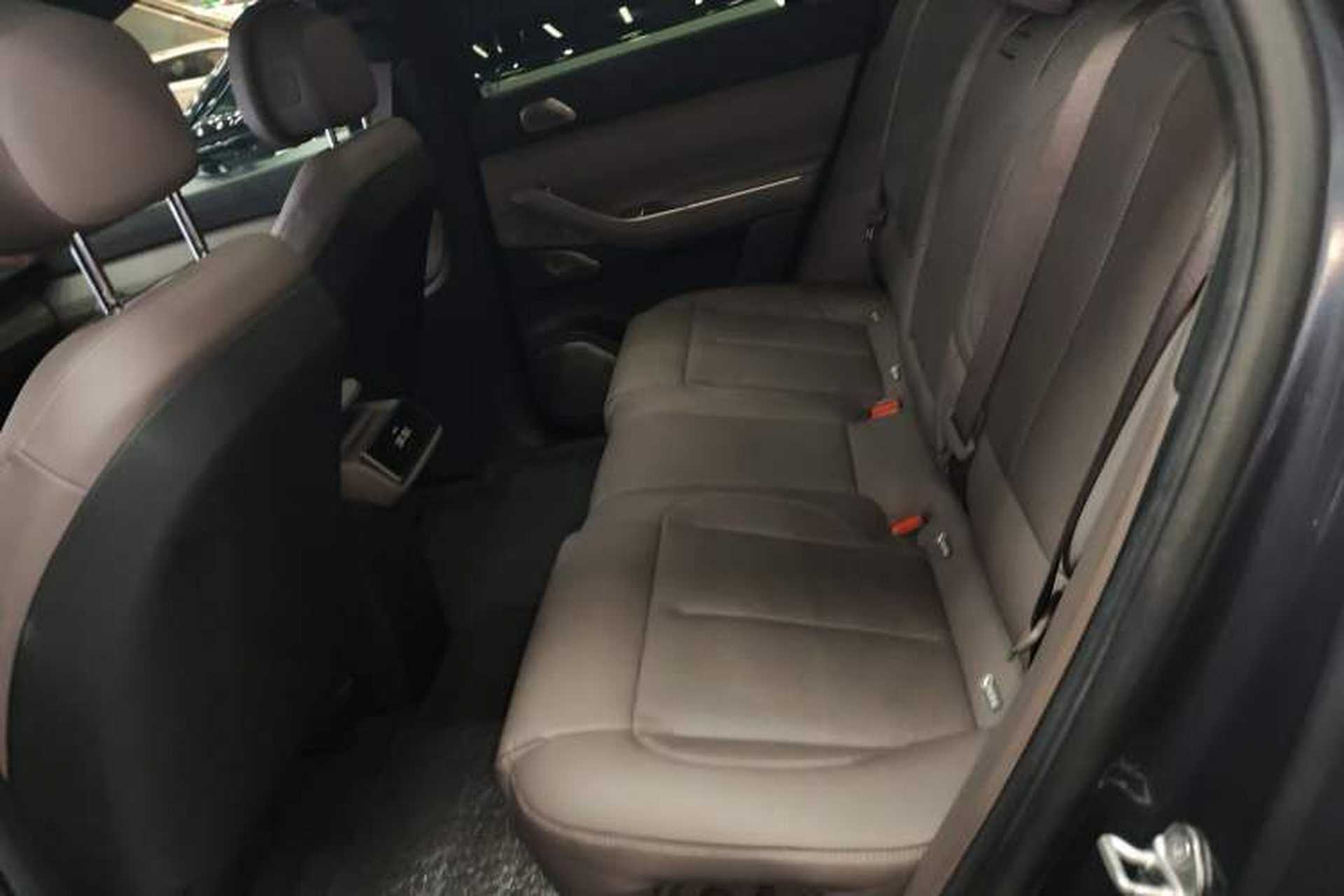 Used Nio ES7 2022 75 kWh Left Rear Seat