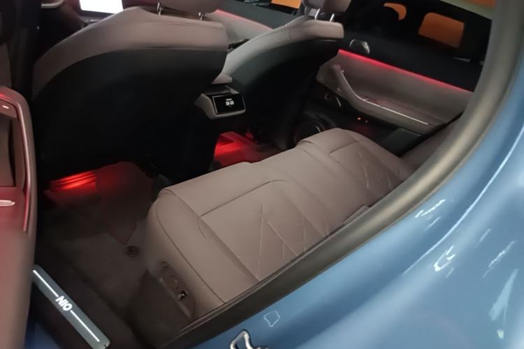 Used Nio ES7 2022 100 kWh Left Rear Seat