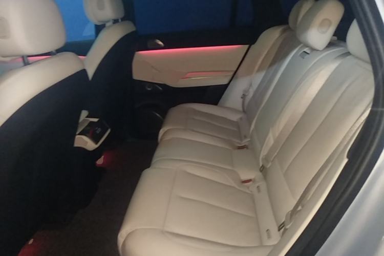 Used Nio ES7 2022 75 kWh Left Rear Seat