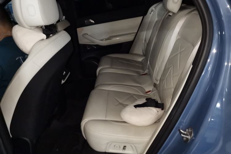 Used Nio ES7 2022 100 kWh Left Rear Seat