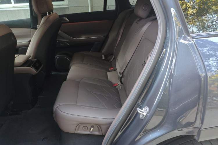 Used Nio ES7 2022 100kWh First Edition Left Rear Seat