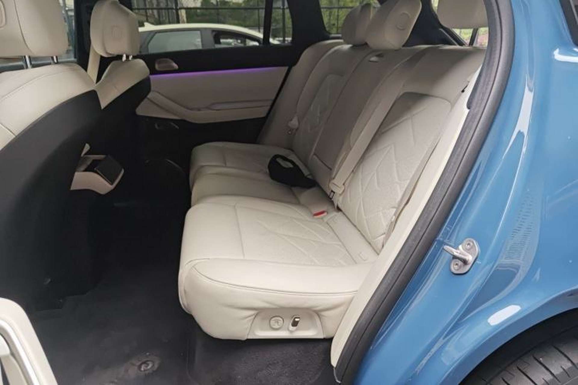 Used Nio ES7 2022 100kWh First Edition Left Rear Seat