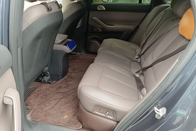 Used Nio ES7 2022 75 kWh Left Rear Seat