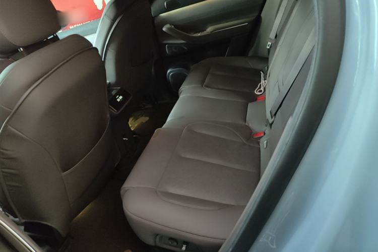 Used Nio ES7 2022 100 kWh Left Rear Seat