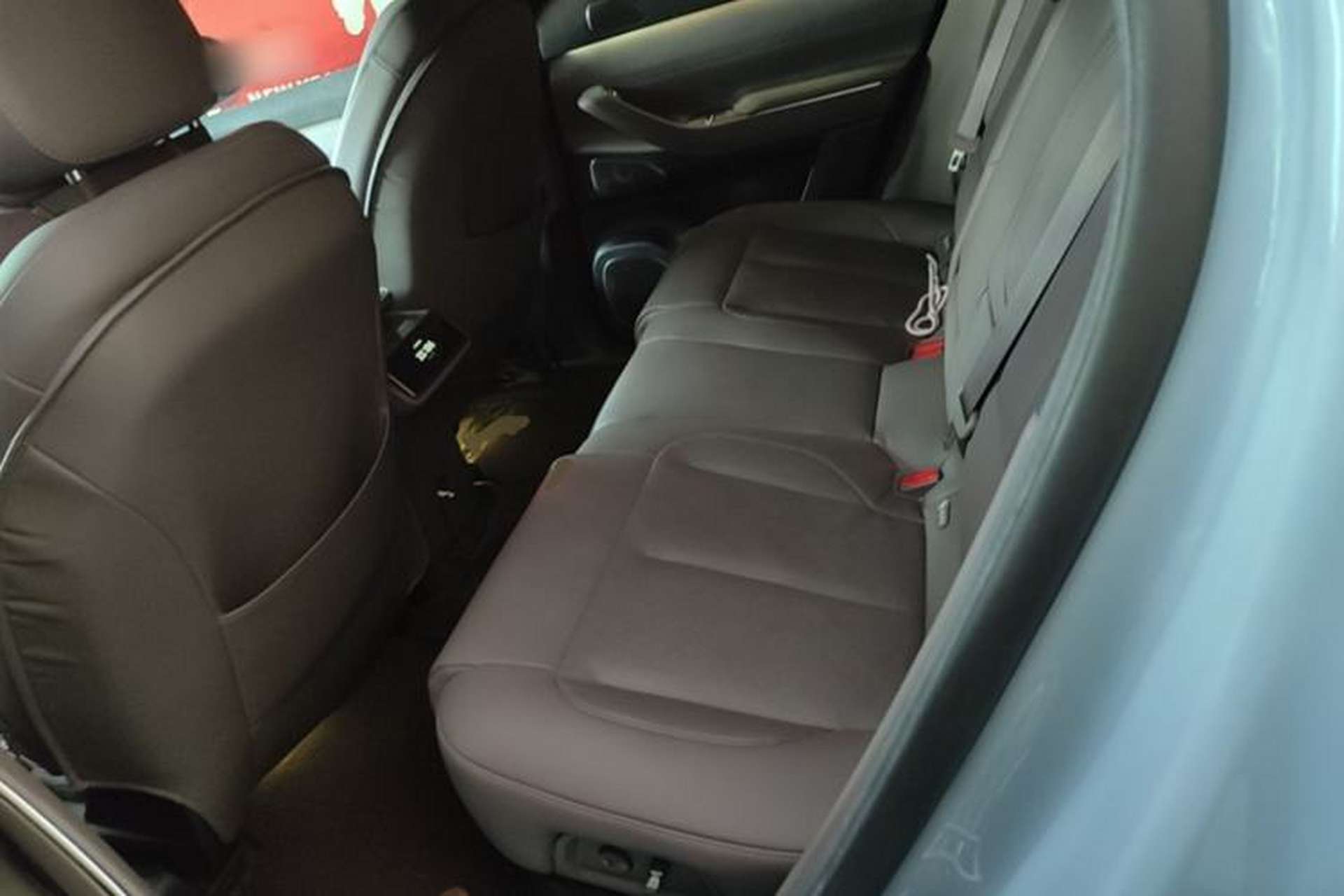Used Nio ES7 2022 100 kWh Left Rear Seat