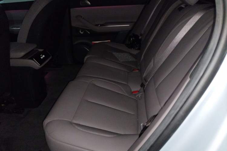 Used Nio ES7 2022 75 kWh Left Rear Seat