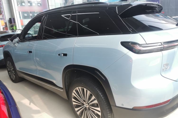 Used Nio ES7 2022 75 kWh Left Side