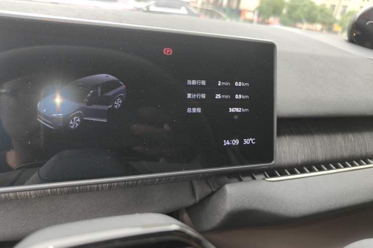 Used Nio ES7 2022 100kWh First Edition Odometer Close Up