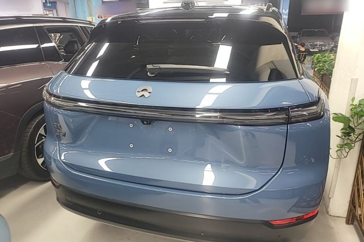 Used Nio ES7 2022 100 kWh Rear