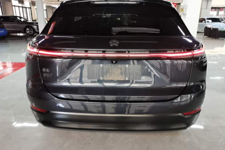 Used Nio ES7 2022 100 kWh Rear