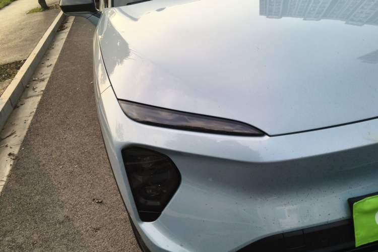 Used Nio ES7 2022 100kWh First Edition Right Front Headlight