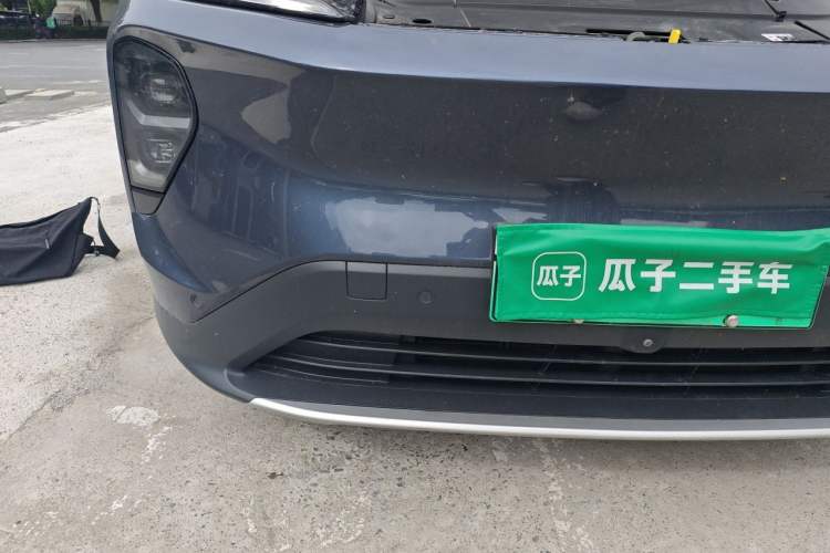 Used Nio ES7 2022 75 kWh Right Front Headlight