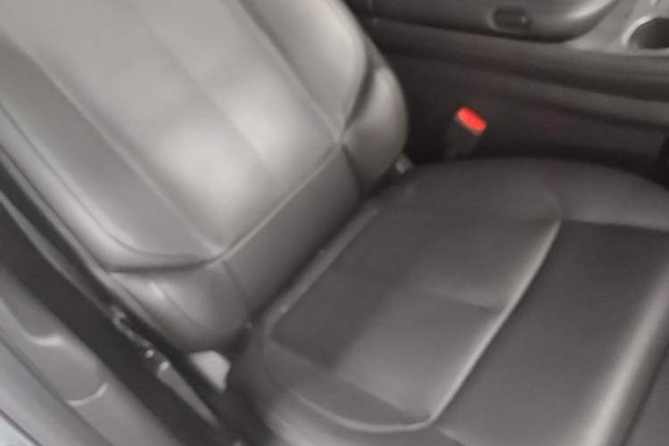Used Nio ES7 2022 75 kWh Right Front Seat