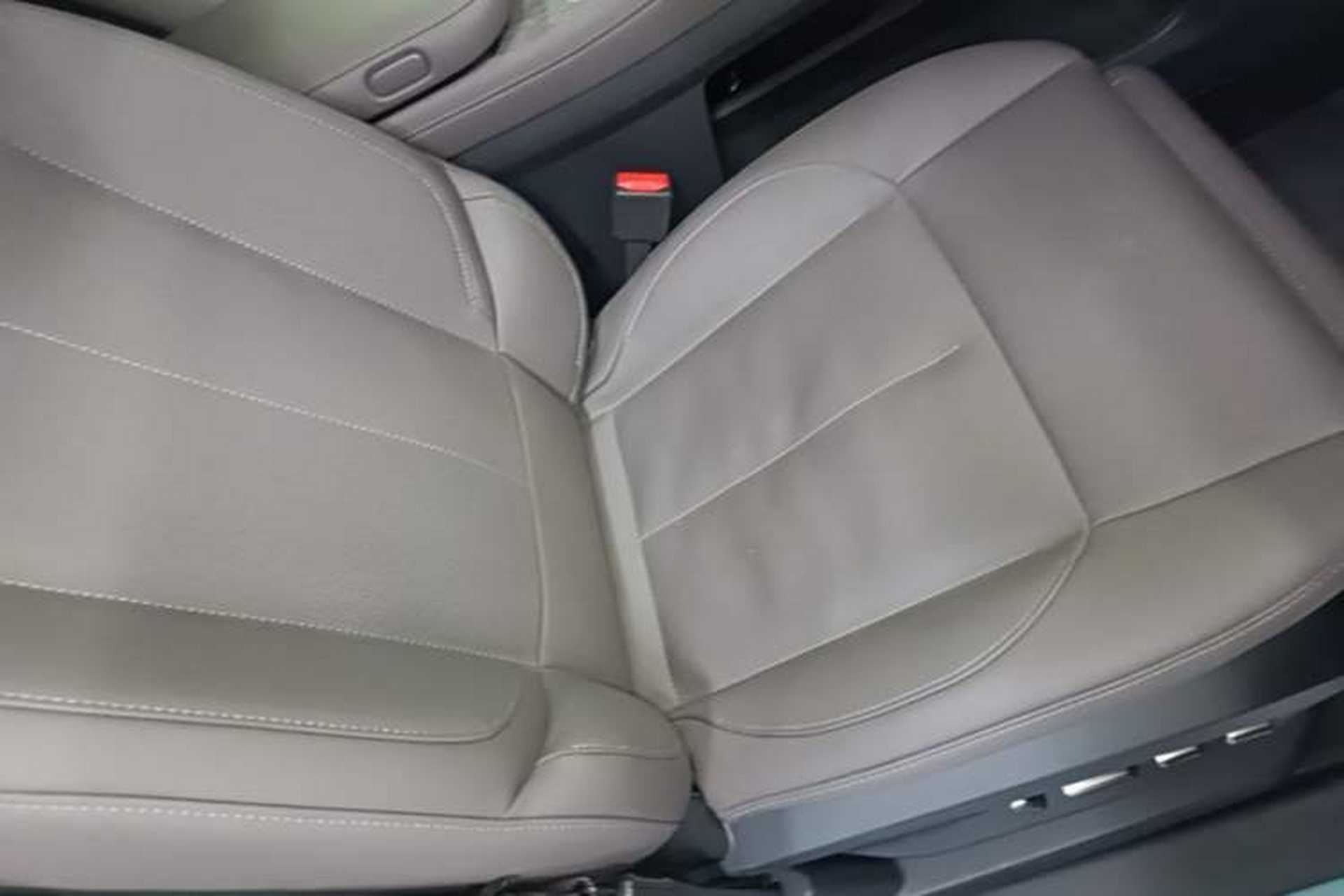 Used Nio ES7 2022 75 kWh Right Front Seat