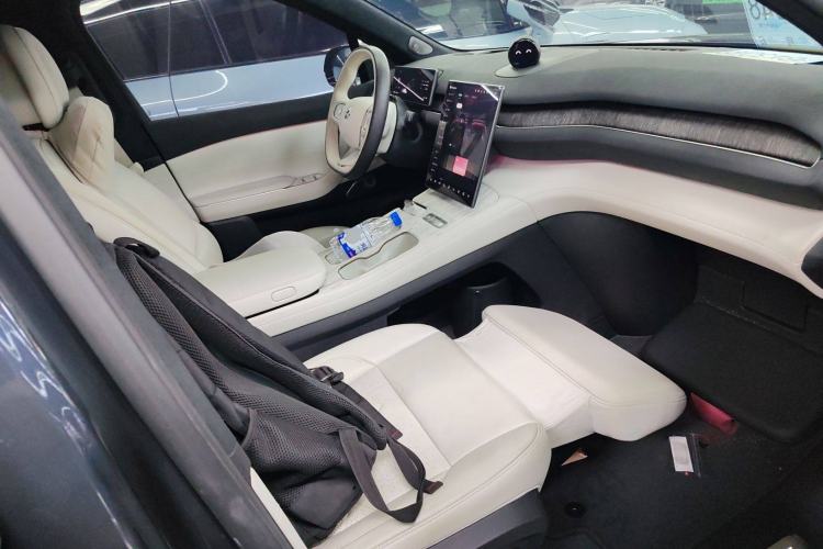 Used Nio ES7 2022 100kWh First Edition Right Front Seat