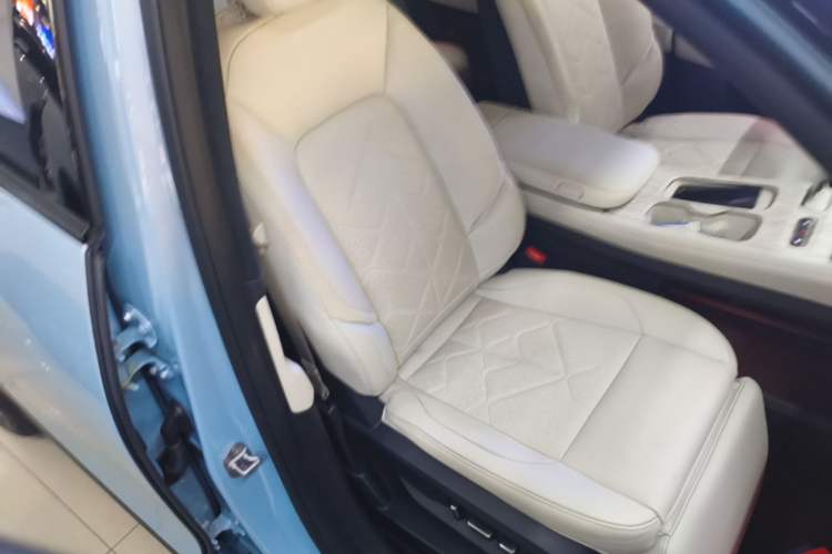 Used Nio ES7 2022 100kWh First Edition Right Front Seat