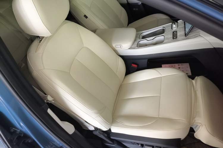 Used Nio ES7 2022 100kWh First Edition Right Front Seat