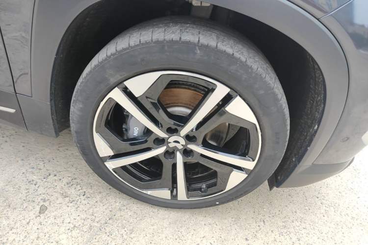 Used Nio ES7 2022 100kWh First Edition Right Front Wheel Hub