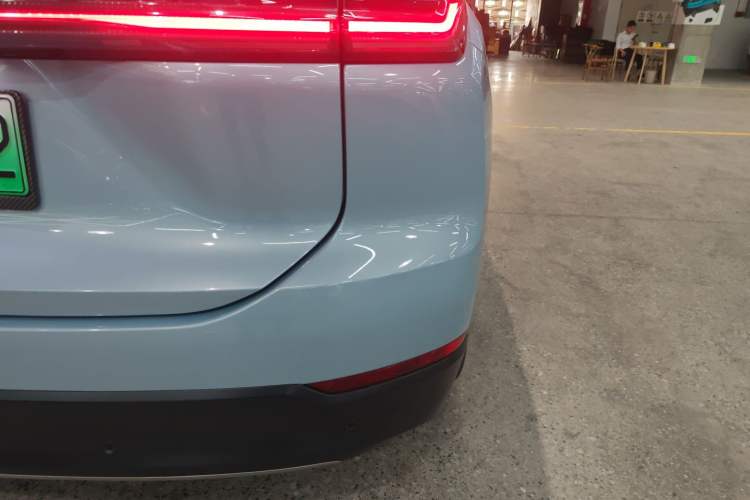 Used Nio ES7 2022 75 kWh Right Rear Taillight