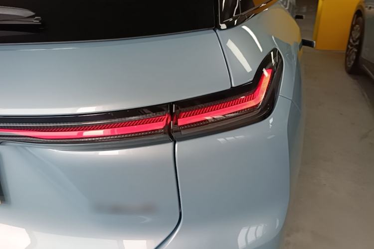 Used Nio ES7 2022 100kWh First Edition Right Rear Taillight