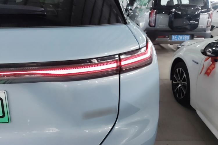 Used Nio ES7 2022 100kWh First Edition Right Rear Taillight