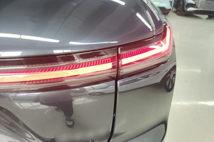 Used Nio ES7 2022 100kWh First Edition Right Rear Taillight
