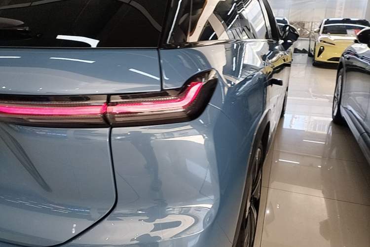 Used Nio ES7 2022 100kWh First Edition Right Rear Taillight