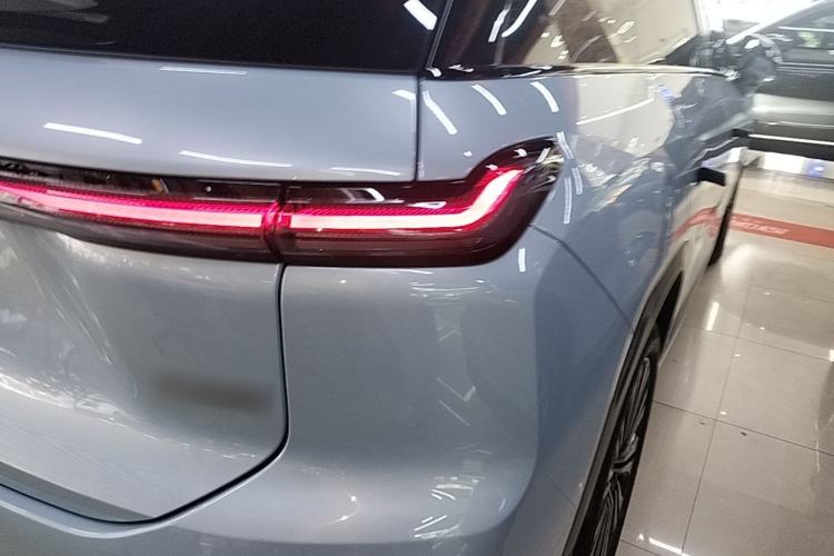 Used Nio ES7 2022 75 kWh Right Rear Taillight