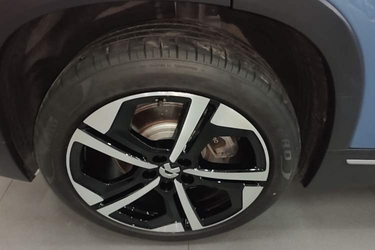 Used Nio ES7 2022 75 kWh Right Rear Wheel Hub