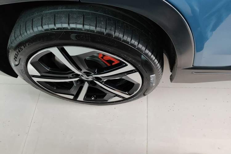 Used Nio ES7 2022 100kWh First Edition Right Rear Wheel Hub