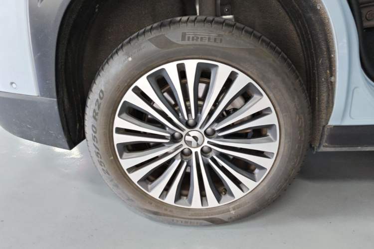 Used Nio ES7 2022 75 kWh Right Rear Wheel Hub