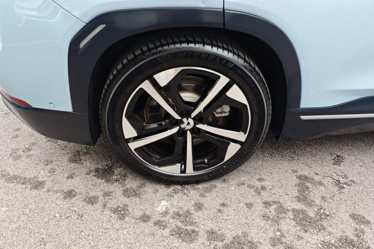 Used Nio ES7 2022 100kWh First Edition Right Rear Wheel Hub