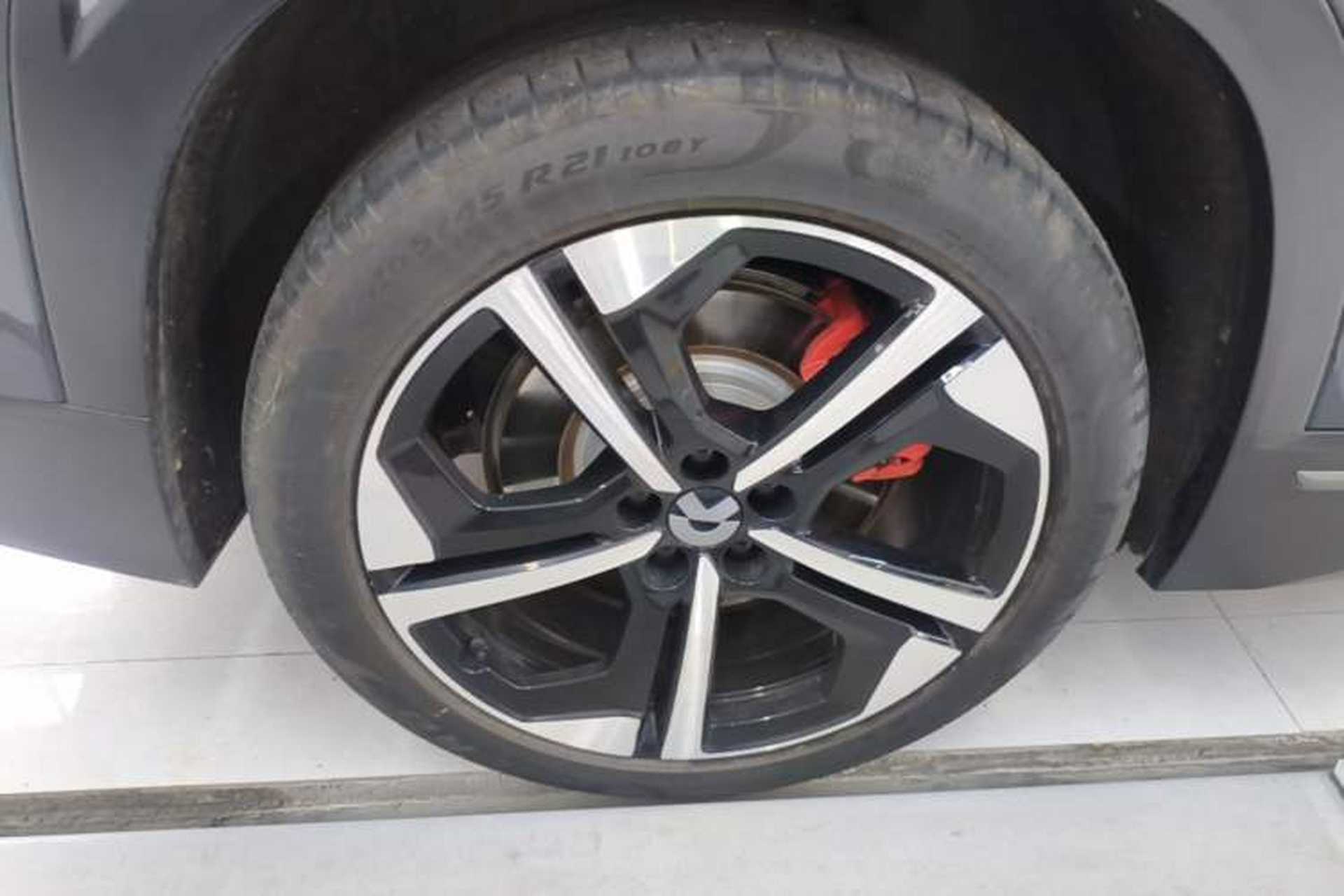 Used Nio ES7 2022 75 kWh Right Rear Wheel Hub