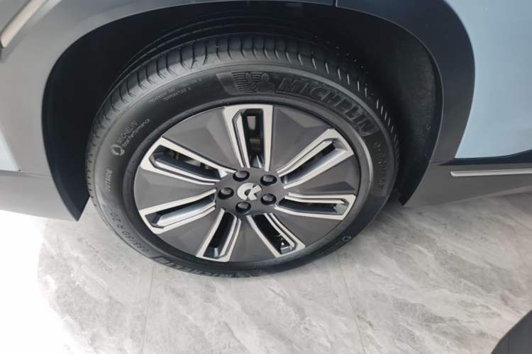 Used Nio ES7 2022 75 kWh Right Rear Wheel Hub
