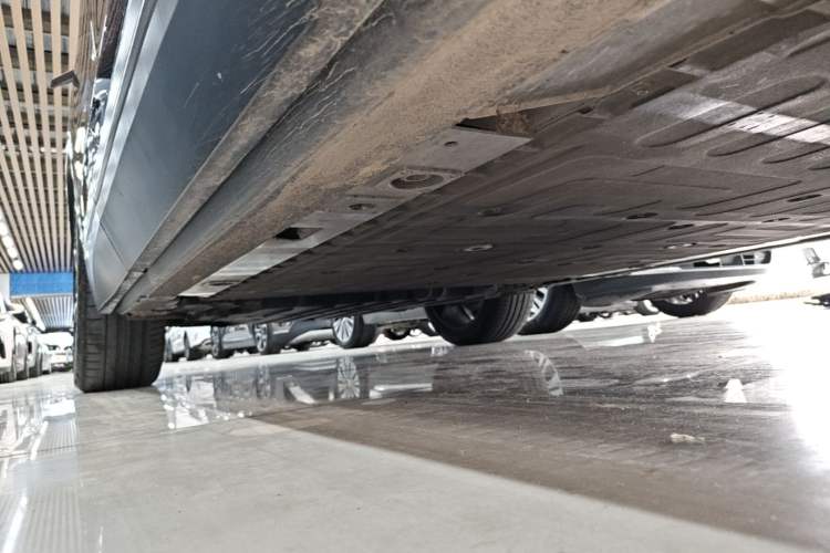 Used Nio ES7 2022 100kWh First Edition Right Side Sill