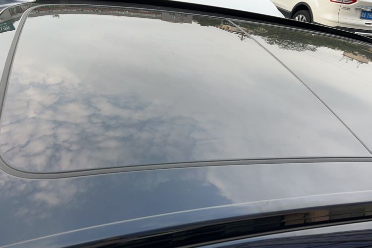 Used Nio ES7 2022 75 kWh Roof
